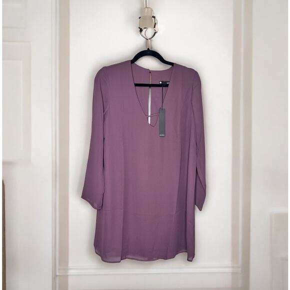 Krisa Dresses & Skirts - Krisa Revolve Plum Purple V-Neck Long Sleeve Shift Mini Dress Size Small NWT